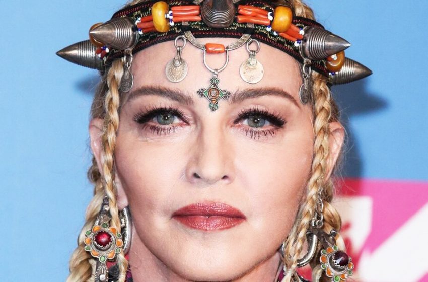  «Располнела»: 63-летняя Мадонна озадачила поклонников снимками в образе Харли Квинн