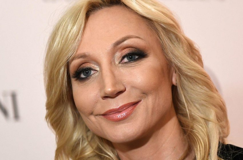Хочет занять место Примадонны: Кристина Орбакайте в балахоне выступила на сцене в Сочи