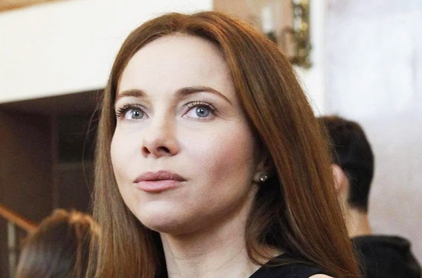 «Куда смотрели стилисты?»: Екатерина Гусева удивила публику своим откровенным нарядом