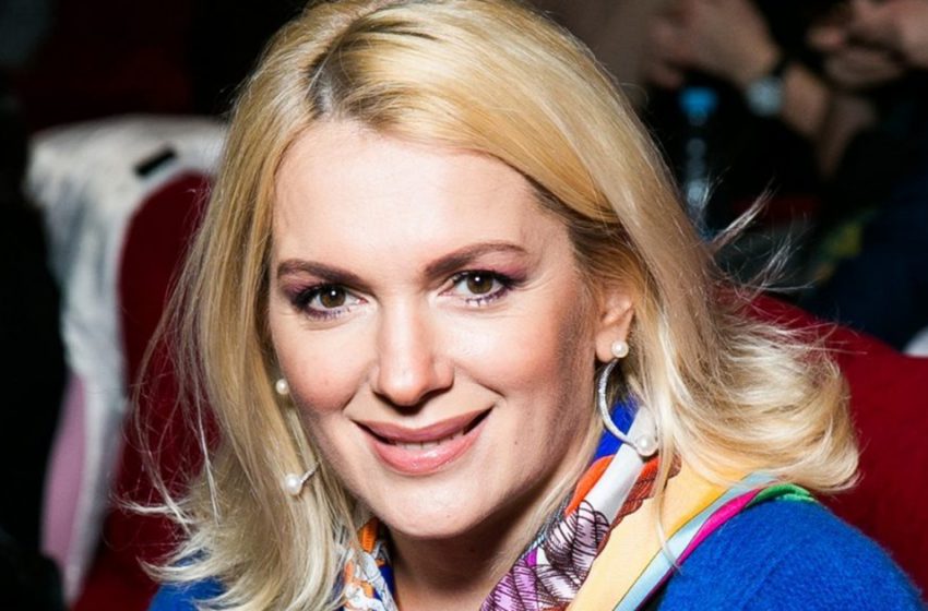 «Так выглядит мать пяти детей?»: Мария Порошина очаровала поклонников своими снимками в купальнике
