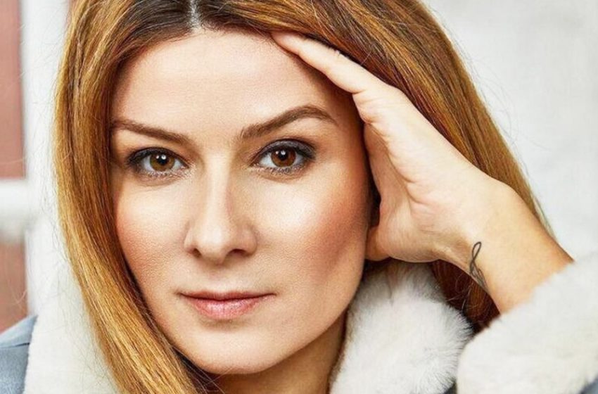 «Развратная раскорячка»: Бадоева взбудоражила поклонников пикантными фото