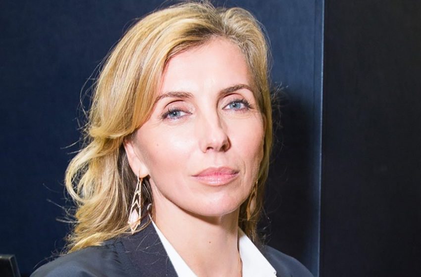 «Совсем стыд потеряла!»: Светлана Бондарчук обнажила пышные формы, поразив поклонников