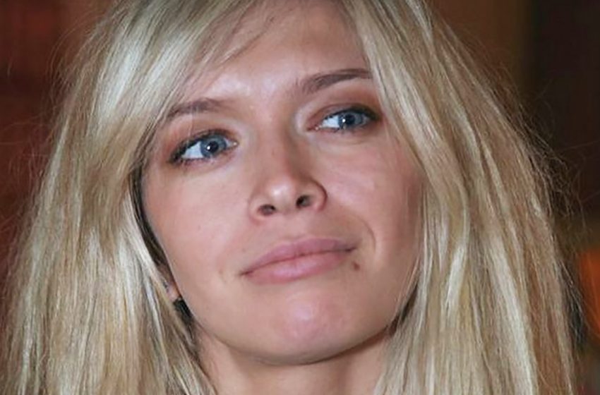  «Горячая, но маленькая еще»: 13-летняя дочь Брежневой поразила взрослым снимками