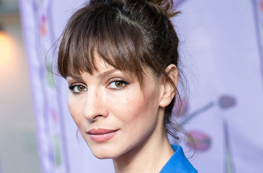  «Тряхнула стариной»: Подкаминская в сетчатых колготках и боди станцевала на шесте