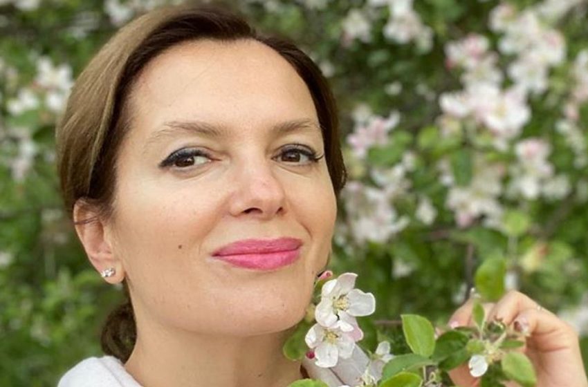 «Причёска, как у бабушки»: В сети пожурили Марию Порошину за внешний вид