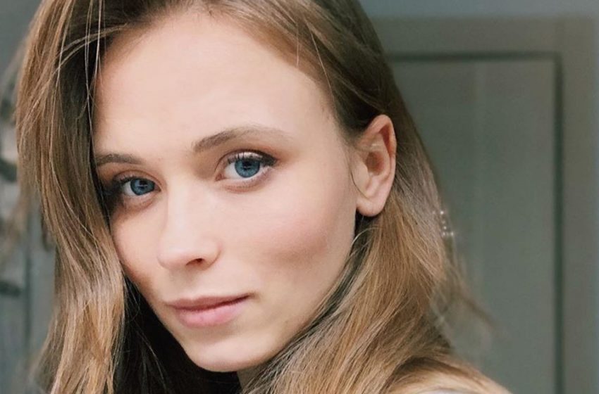 «Принцесса из сказок»: звезда сериала «Сваты» Анна Кошмал в нежном платье свела фанов с ума