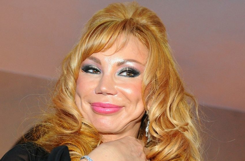 «Всю себя перетянула, улыбка до ушей»: Распутина распугала всех своим новым преображением