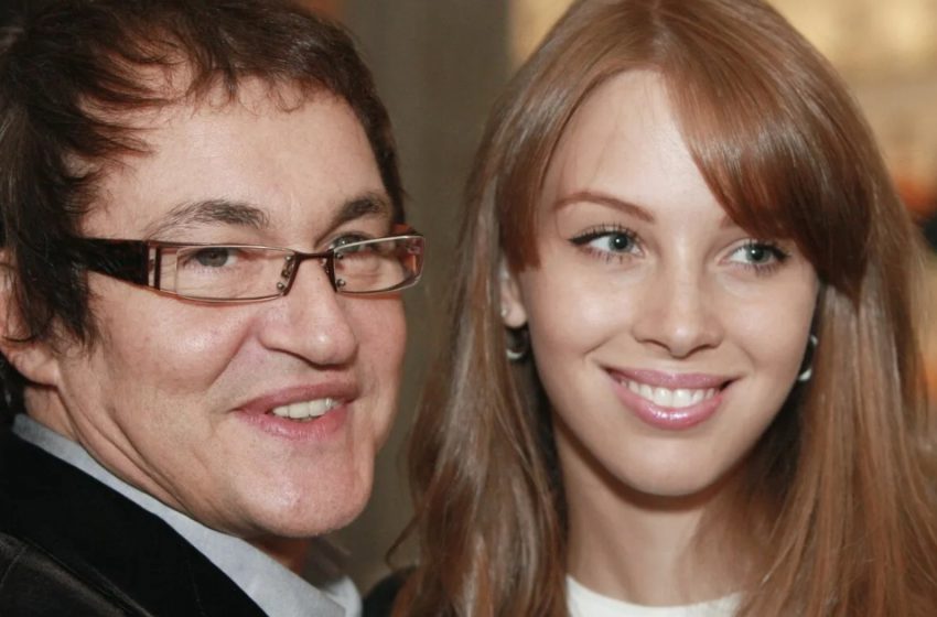  «Идеал женской красоты»: Жена Дмитрия Диброва похвасталась точеной фигурой после пластики